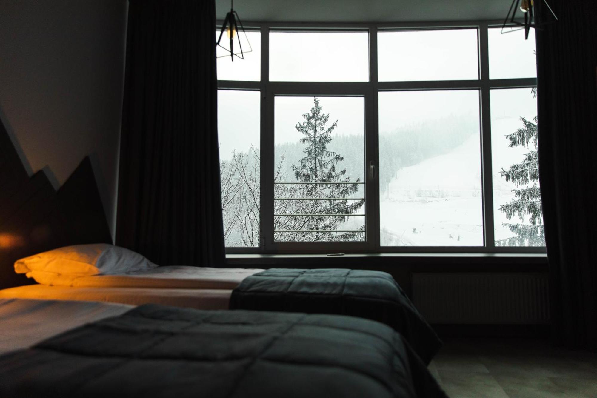Synya Gora Hotel Bukovel Bagian luar foto