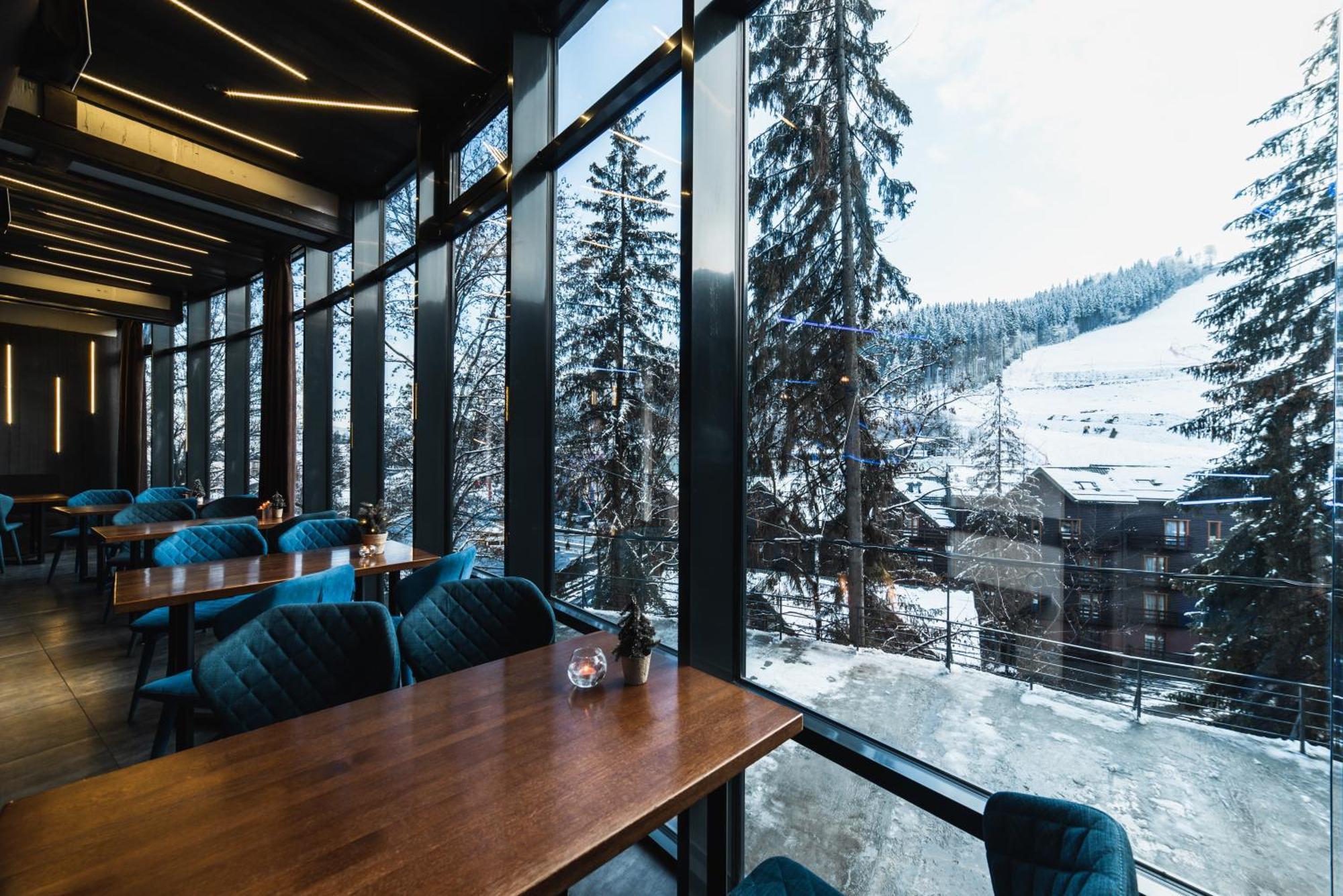 Synya Gora Hotel Bukovel Bagian luar foto