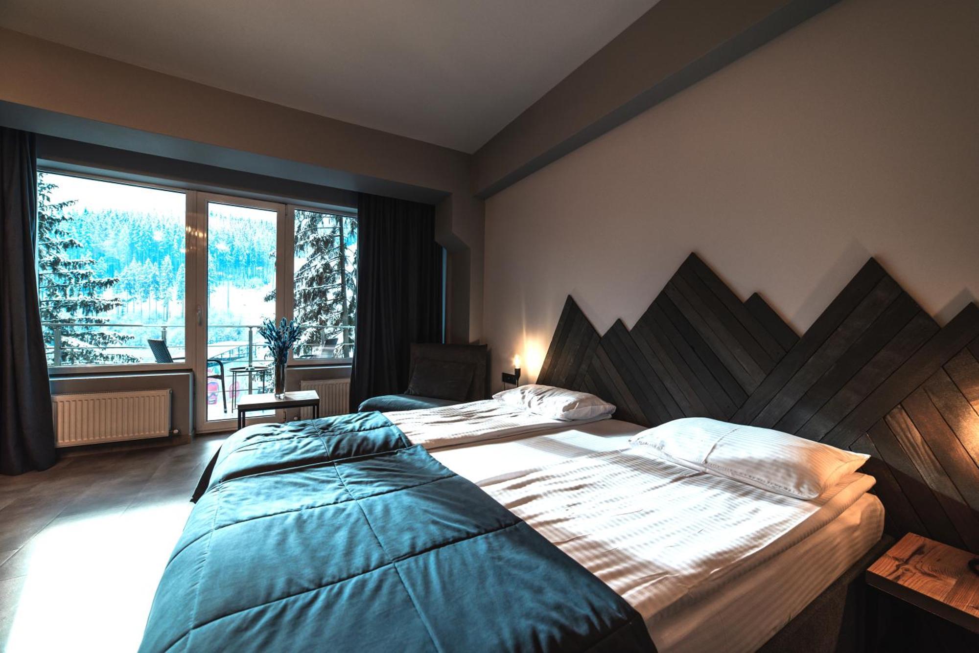 Synya Gora Hotel Bukovel Bagian luar foto